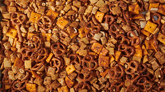 Vietnamese Cajun Snack Mix