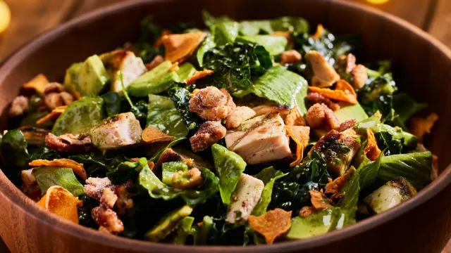 grilled-chicken-chopped-salad-640x360