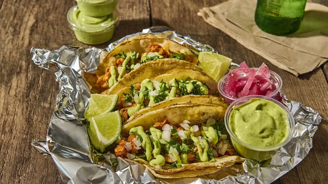 Tinga de Pollo Tacos