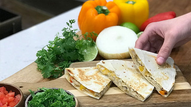 CHIPOTLE CHICKEN FAJITA QUESADILLA