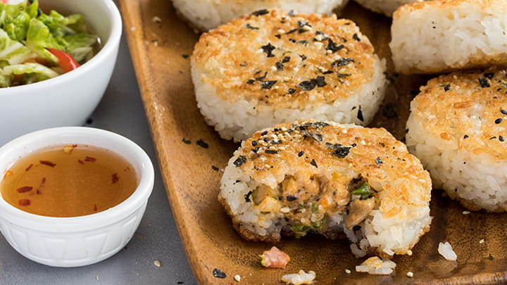 Sesame 7 Spice Chicken Onigiri