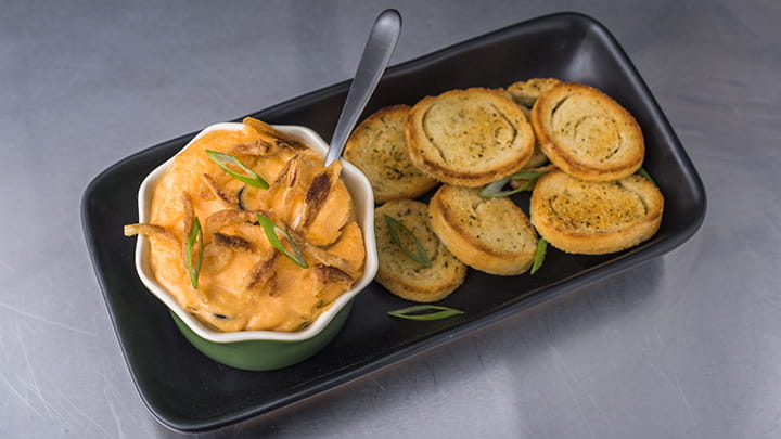 Ooey Gooey Pimento Cheese Dip