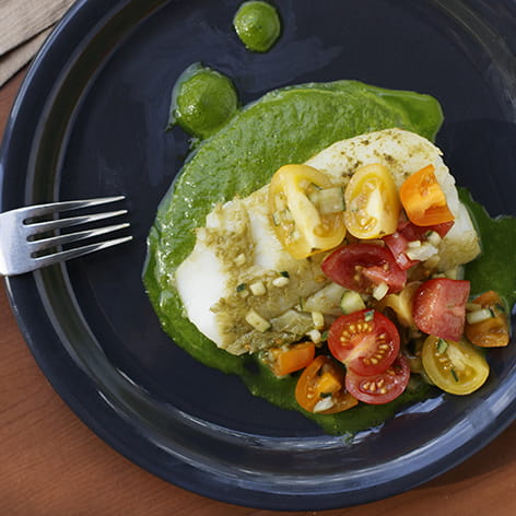 Matcha Baked Cod with Spinach Pesto and Tomato Salad