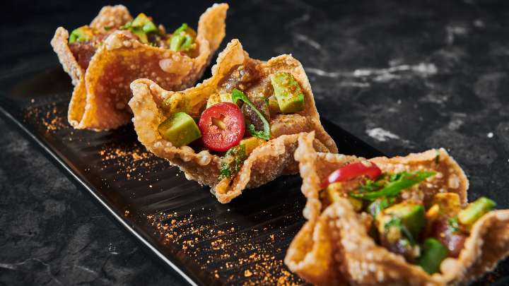 vietnamese cajun poke wonton bowls