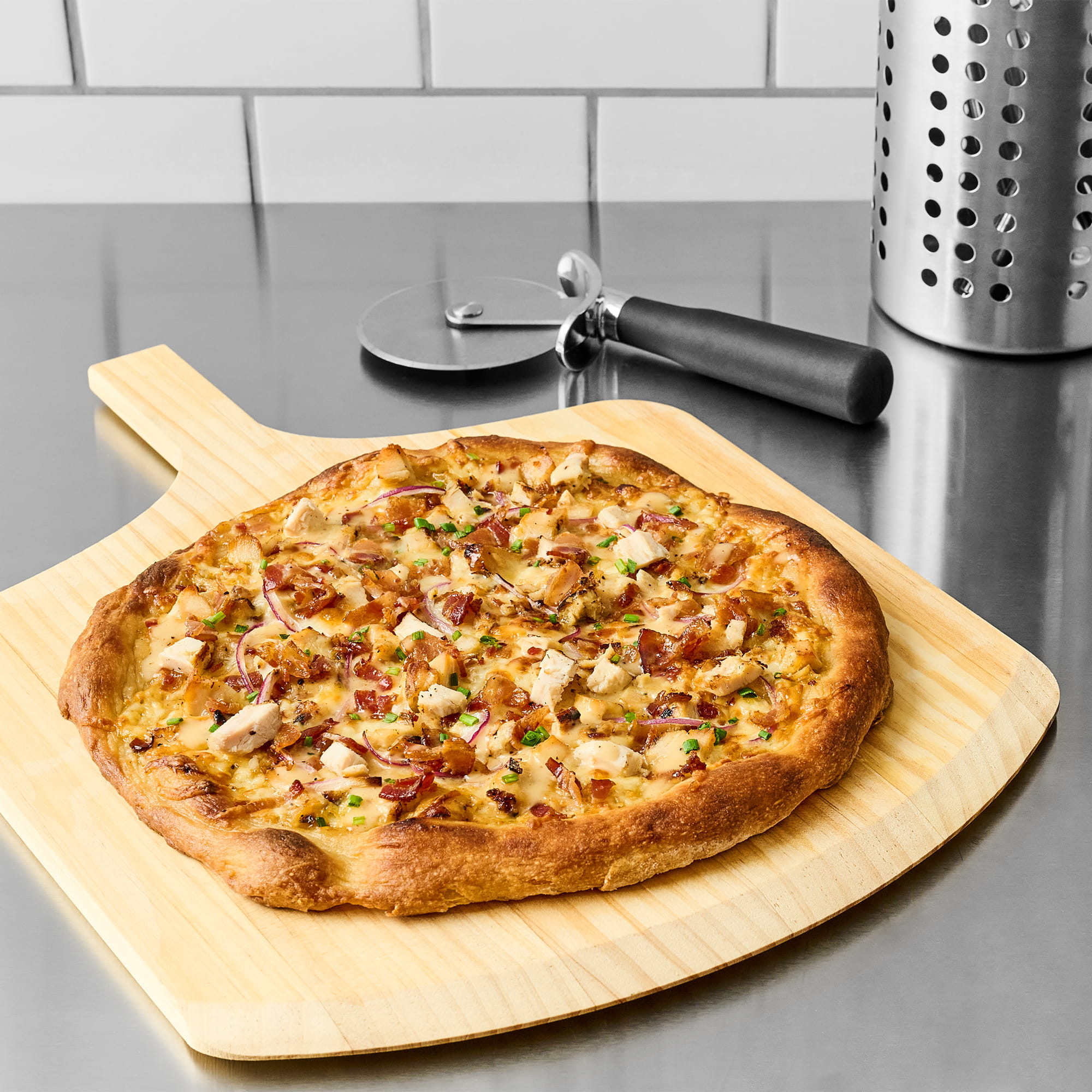 Alabama White Chicken Pizza