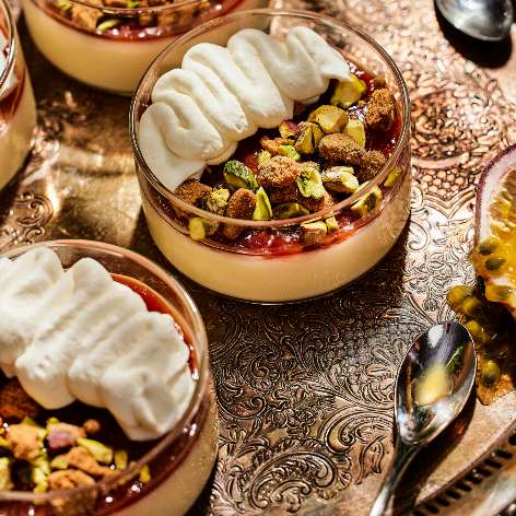 passion_fruit_posset_with_guava_jelly