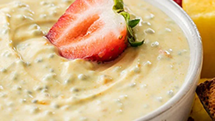 apricot_basil_seed_yogurt_dip_800