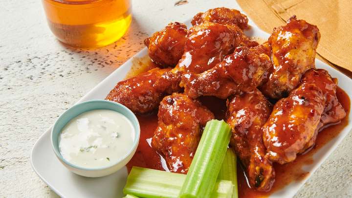 OLD BAY Hot Honey Wings